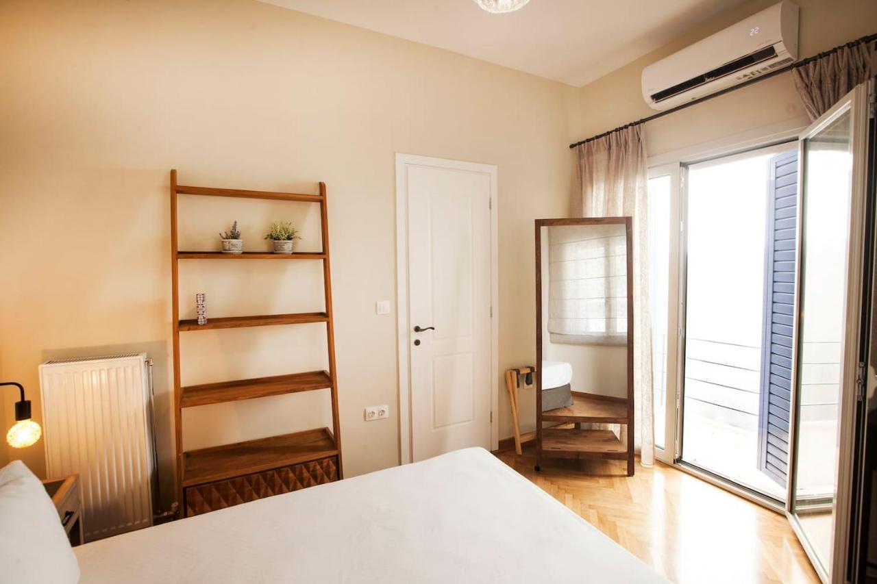 Pagrati Hilton Location Bentzi Family Suite 5 アテネ エクステリア 写真