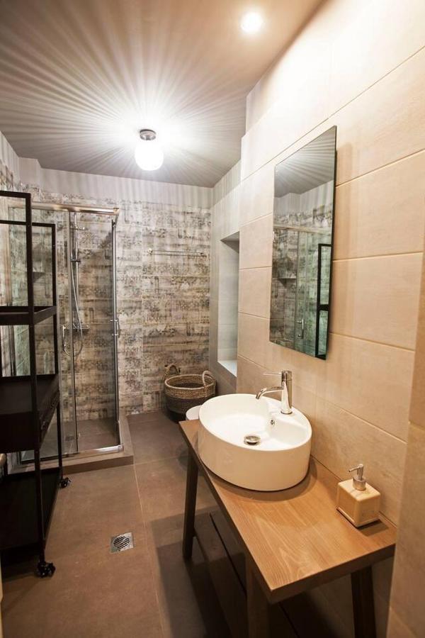 Pagrati Hilton Location Bentzi Family Suite 5 アテネ エクステリア 写真